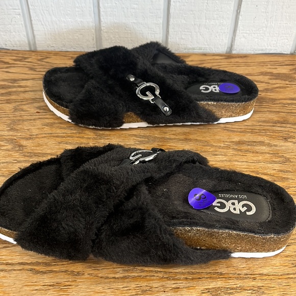 CBG Los Angeles slip ons - Picture 2 of 5